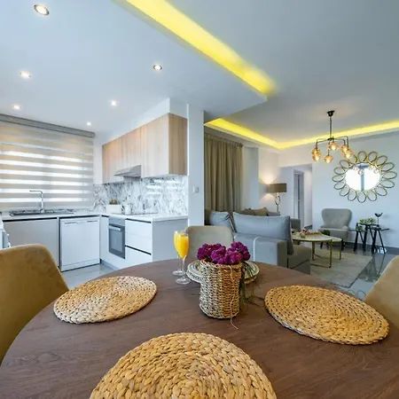 Stavri De'Lux Apartment Larnaca Exterior photo